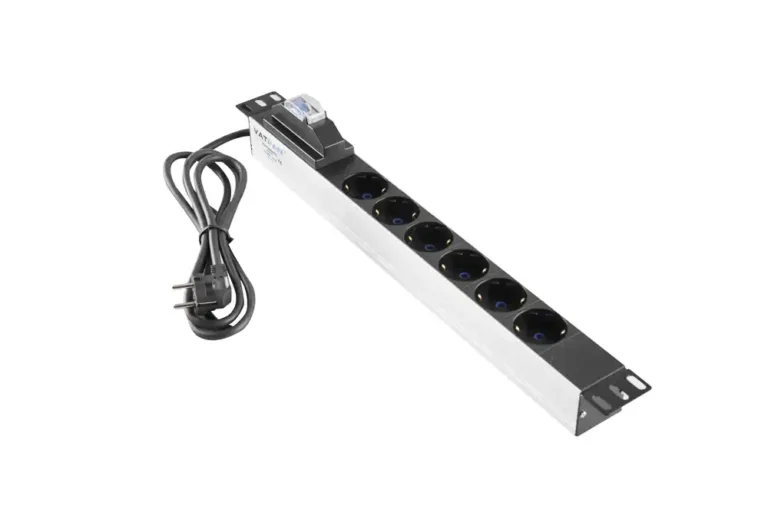 220V razvodni PDU panel 19/1U sa 6 utičnih mesta